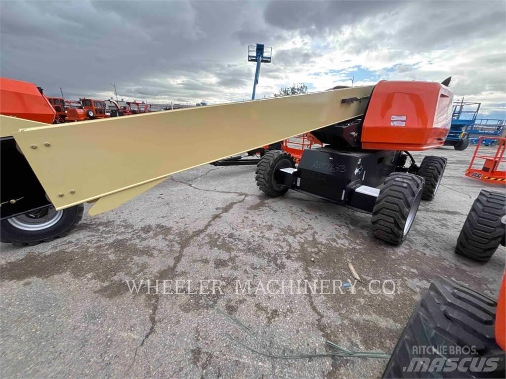 JLG 660SJ Kloubové plošiny