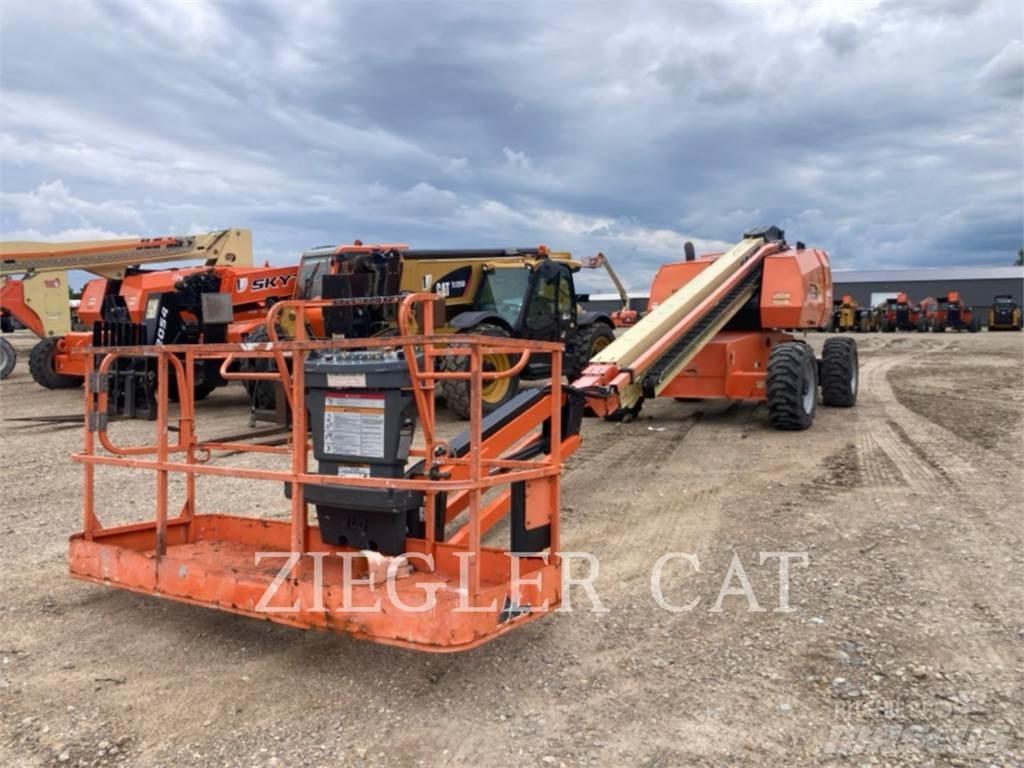 JLG 660SJ Kloubové plošiny