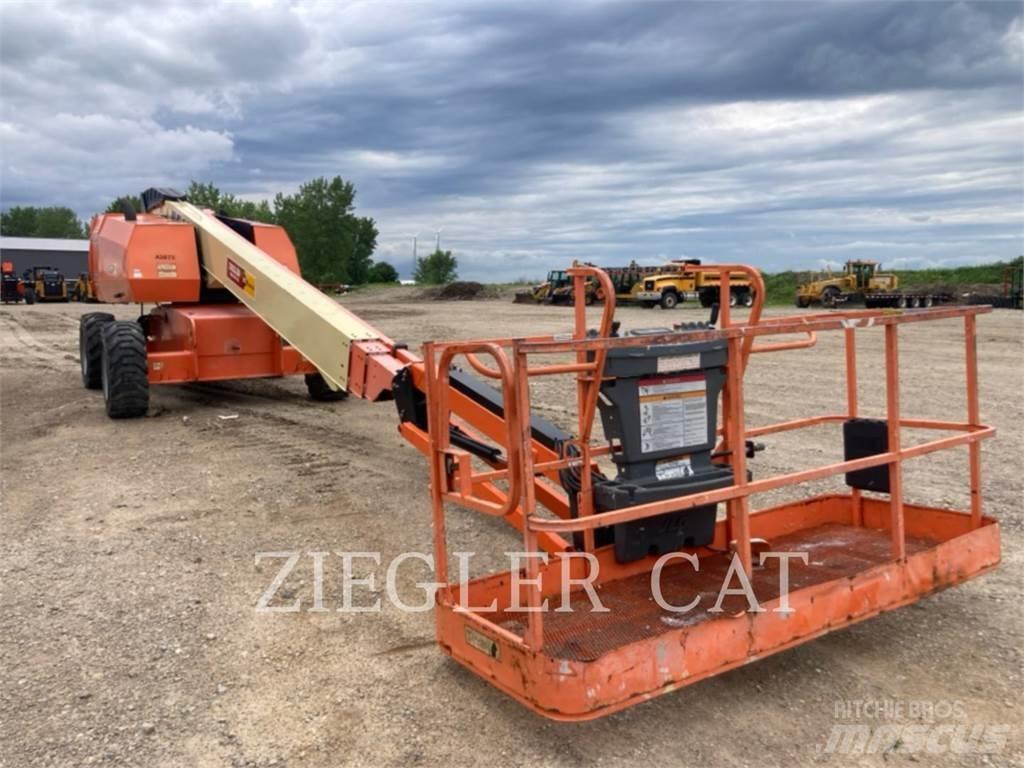 JLG 660SJ Kloubové plošiny