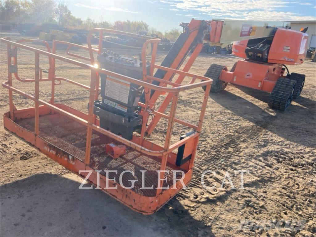 JLG 660SJ Kloubové plošiny