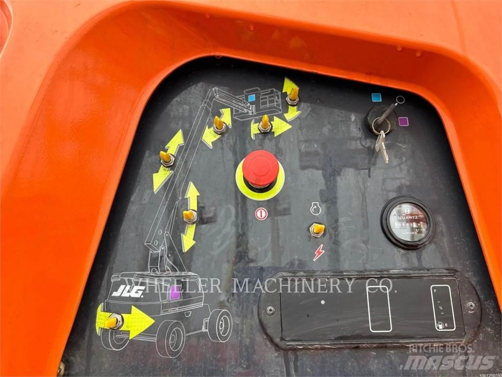 JLG 660SJ SP Kloubové plošiny