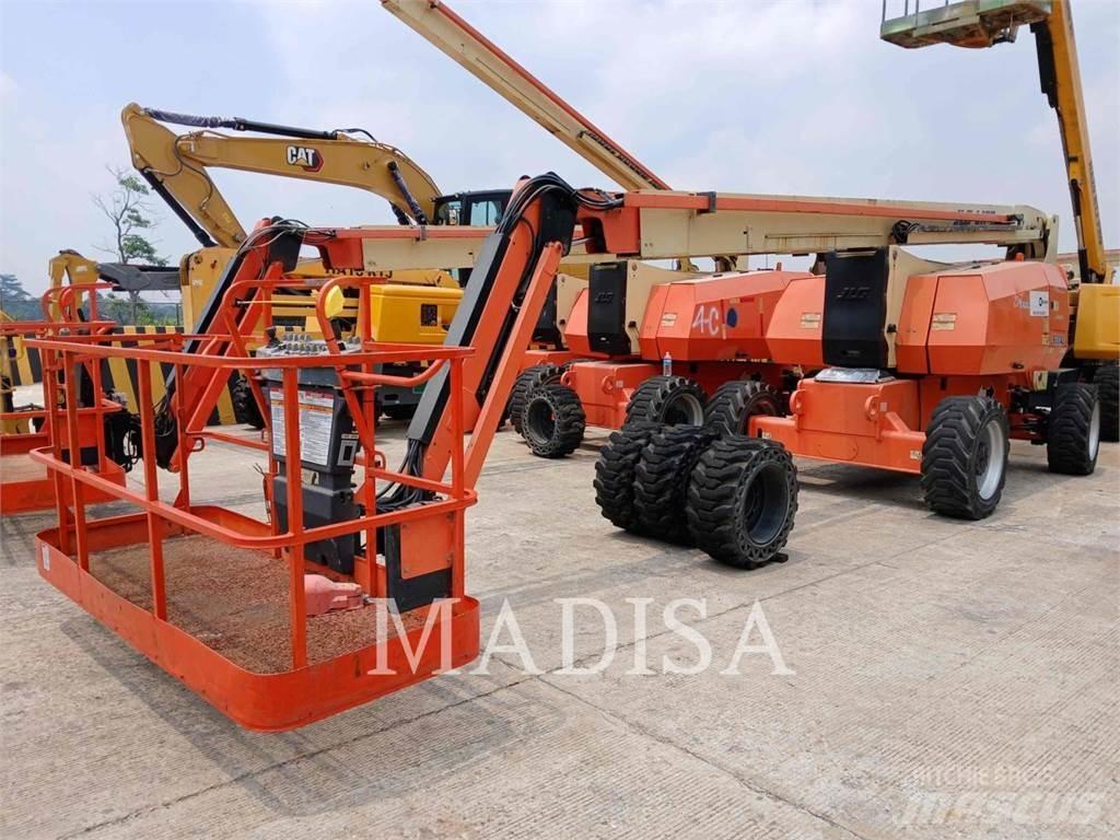 JLG 800 AJ Kloubové plošiny
