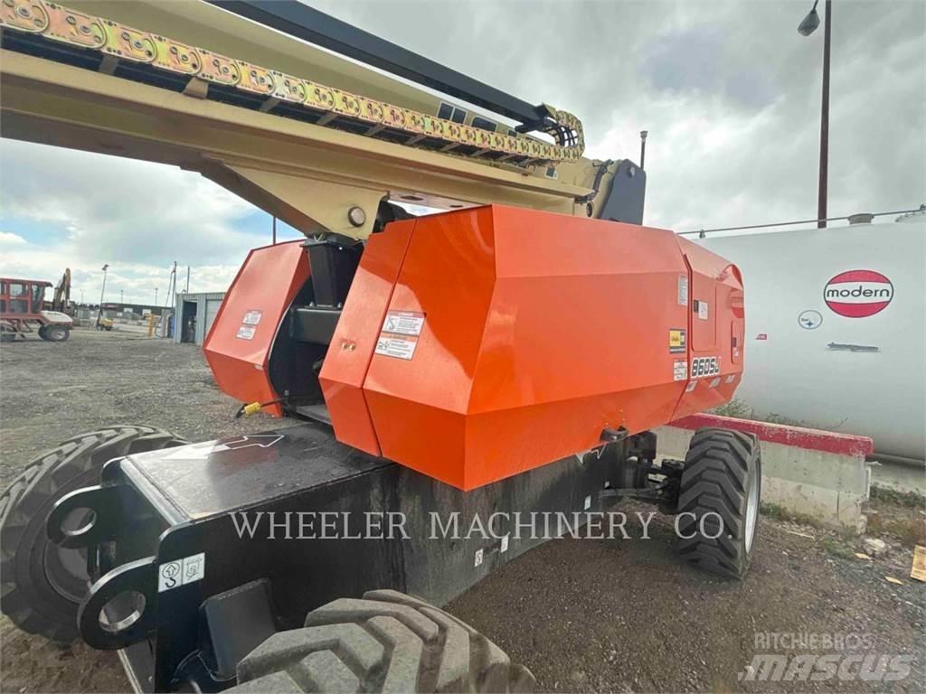 JLG 860SJ Kloubové plošiny