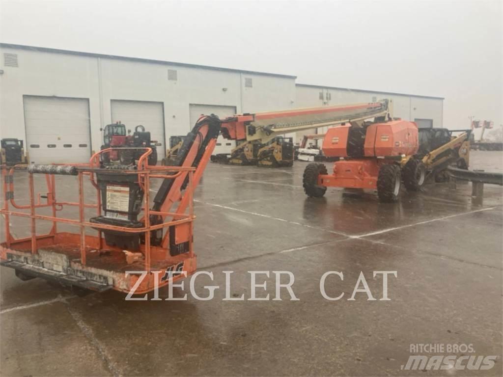 JLG 860SJ Kloubové plošiny