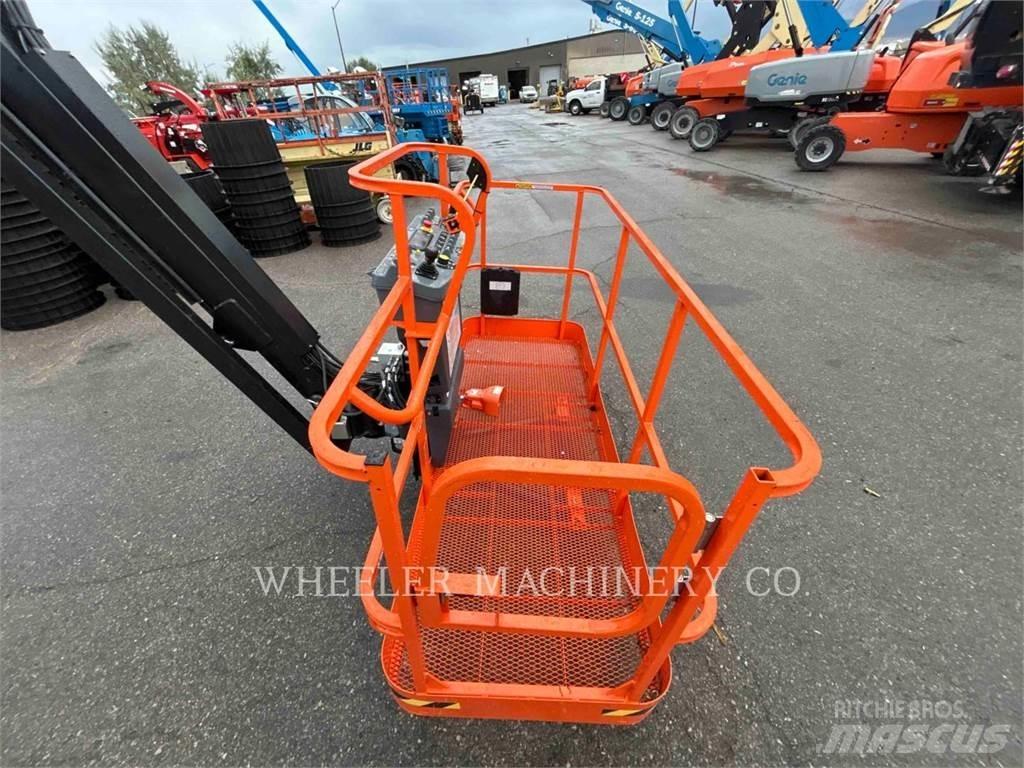 JLG 860SJ Kloubové plošiny