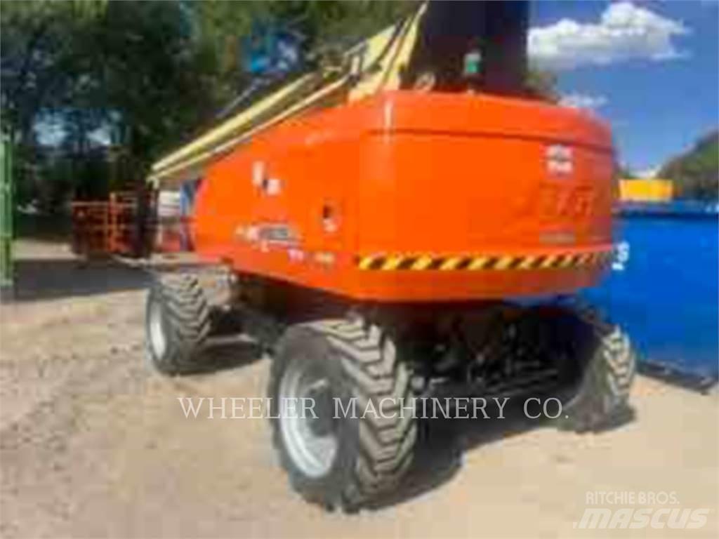 JLG 860SJ Kloubové plošiny