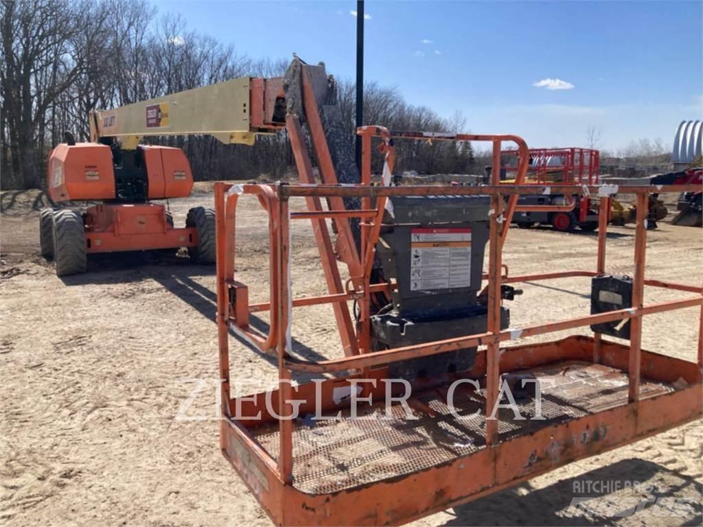 JLG 860SJ Kloubové plošiny