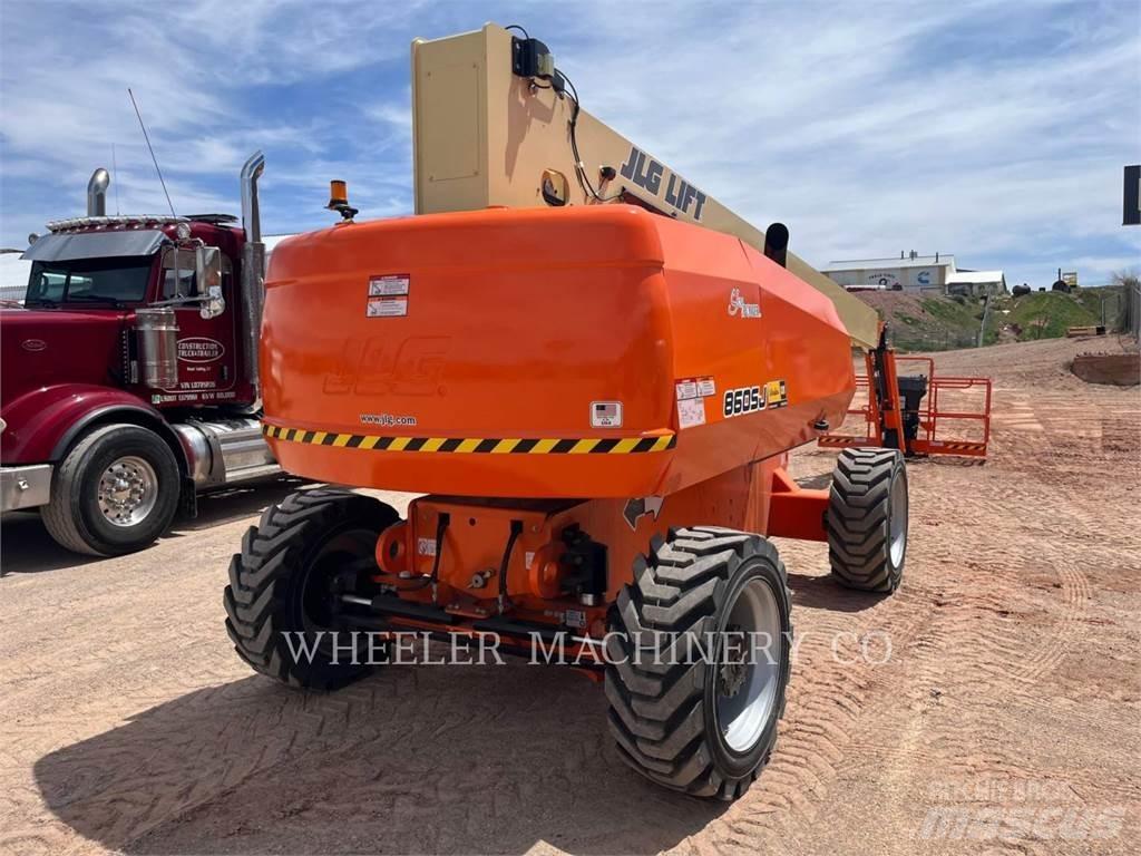 JLG 860SJ SP Kloubové plošiny