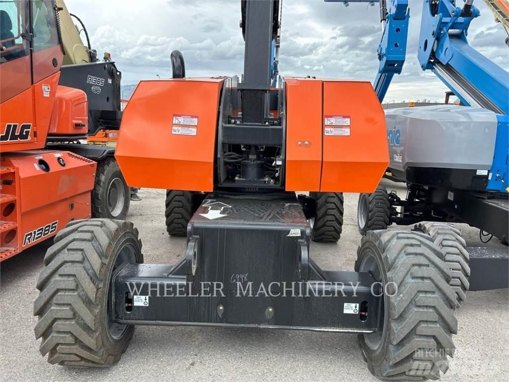 JLG 860SJ SP Kloubové plošiny