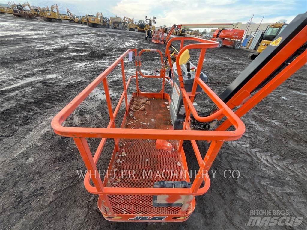 JLG 860SJ SP Kloubové plošiny