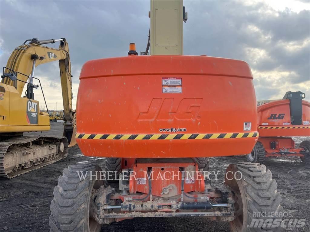 JLG 860SJ SP Kloubové plošiny
