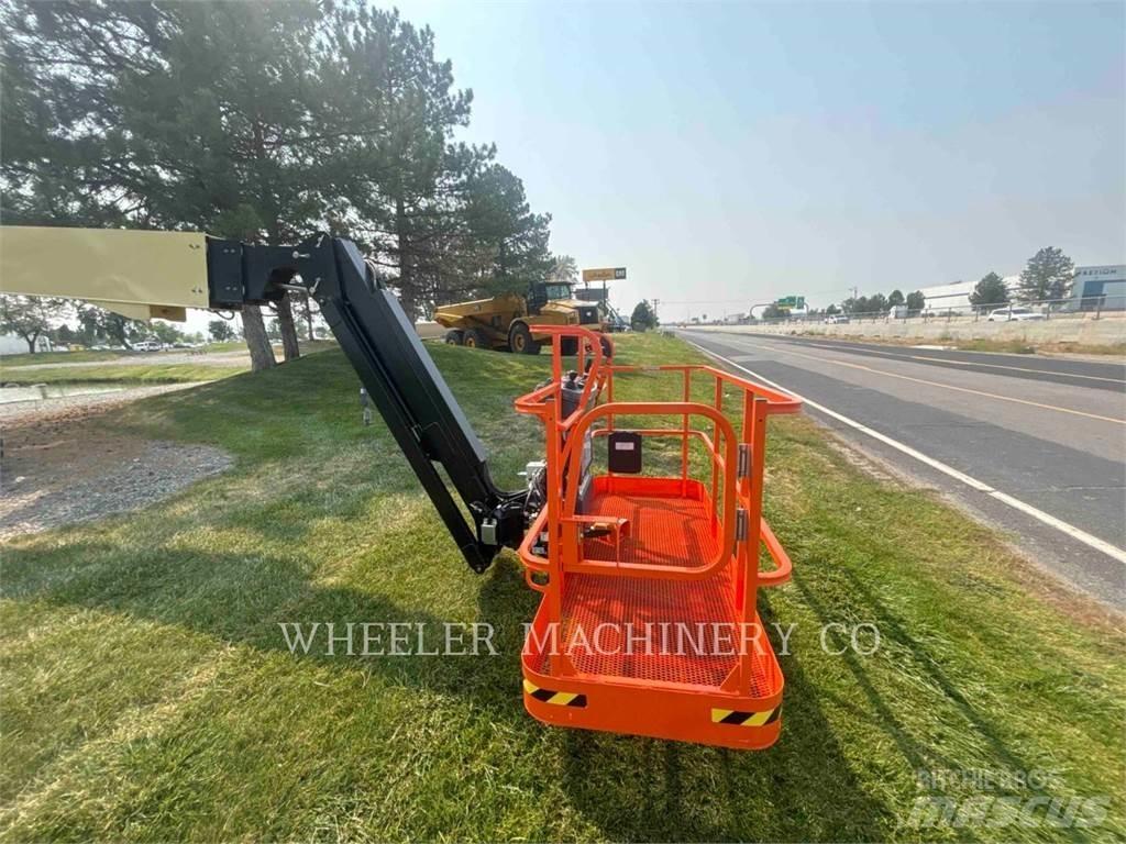 JLG 860SJ SP Kloubové plošiny
