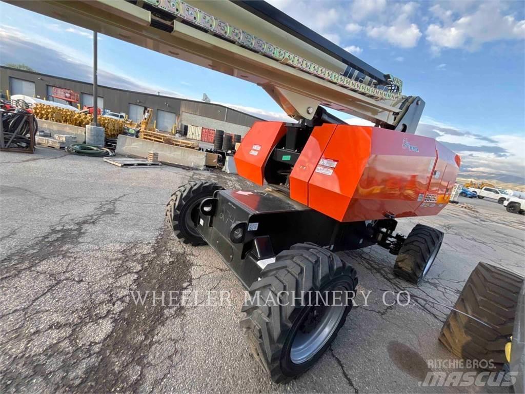 JLG 860SJ SP Kloubové plošiny