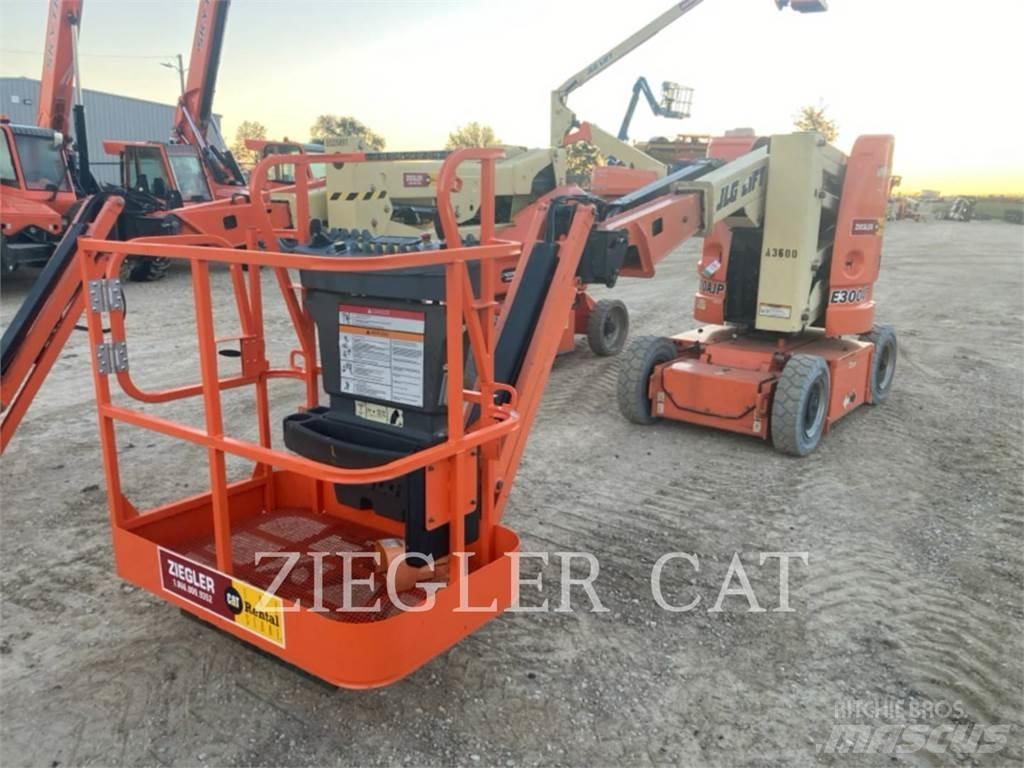 JLG E300AJP Kloubové plošiny