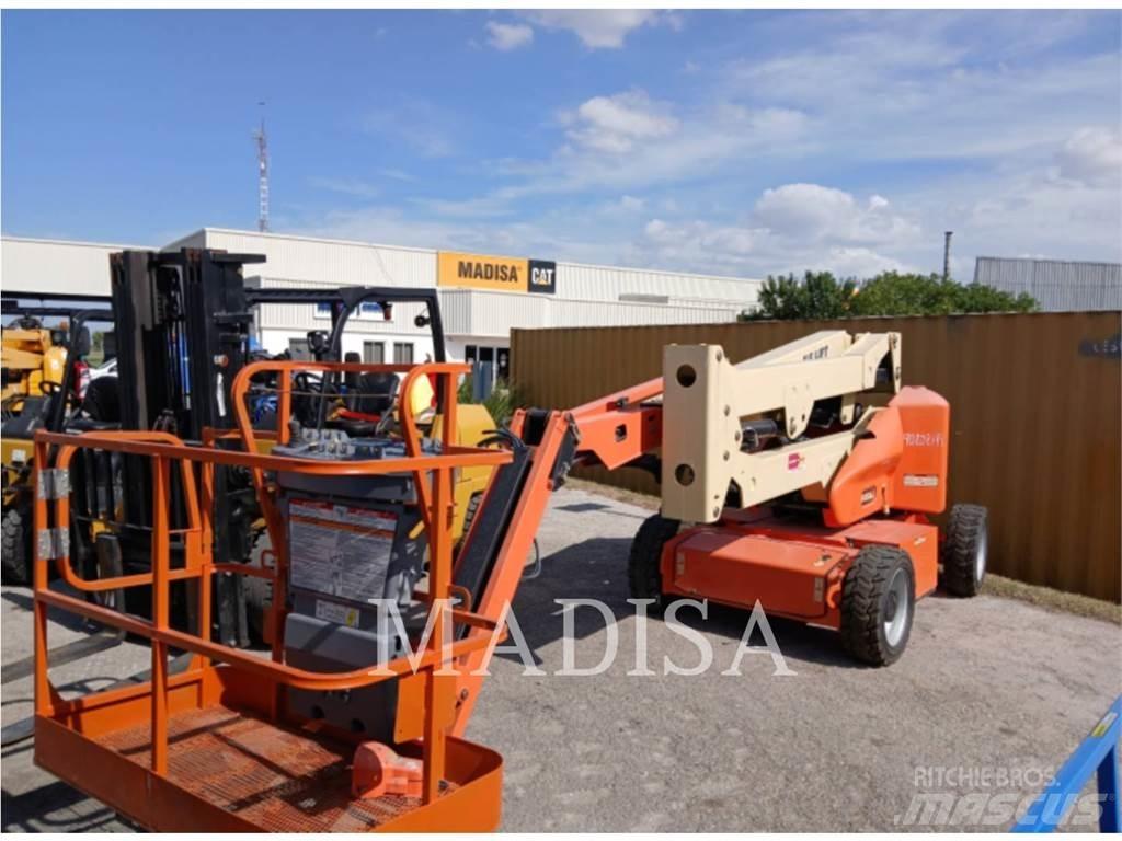 JLG E450AJ Kloubové plošiny