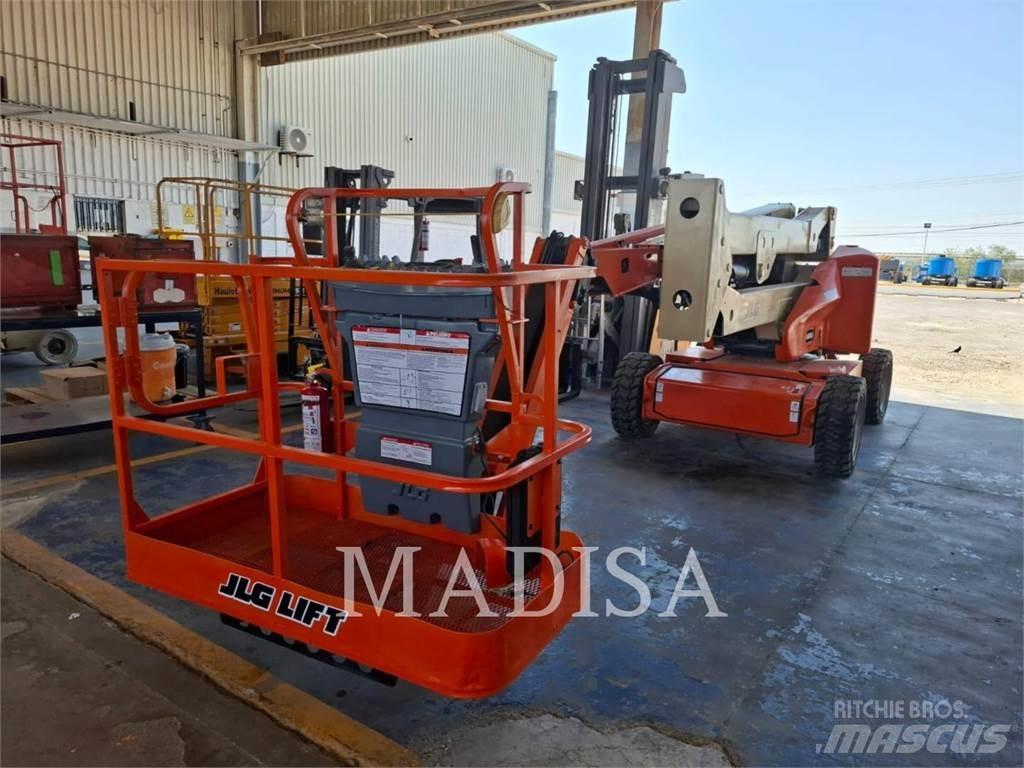 JLG E450AJ Kloubové plošiny