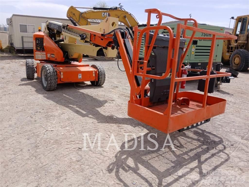 JLG E450AJ Kloubové plošiny