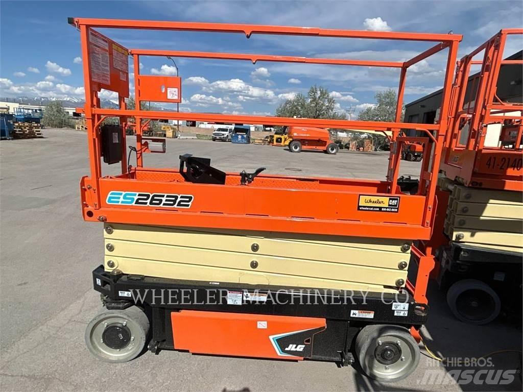 JLG ES2632 Nůžková zvedací plošina