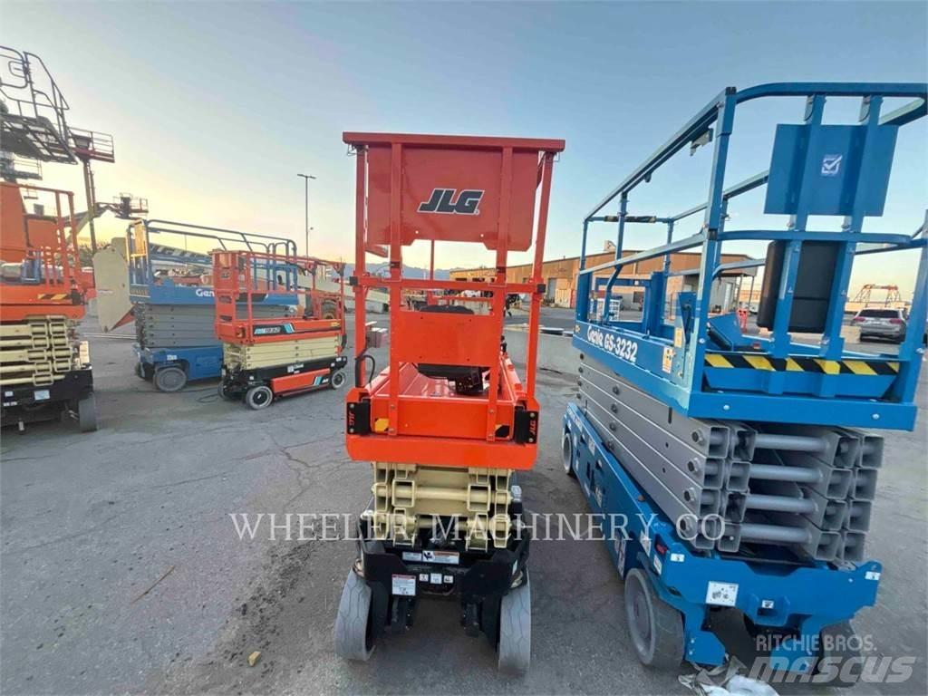 JLG ES2632 Nůžková zvedací plošina