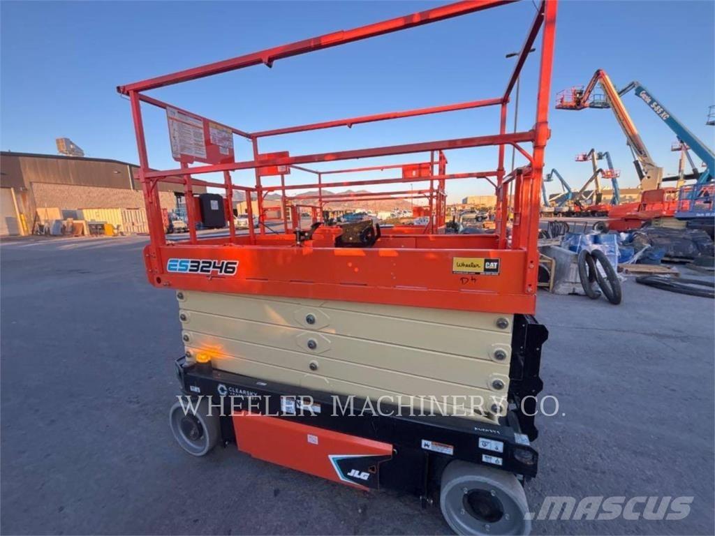 JLG ES3246 Nůžková zvedací plošina