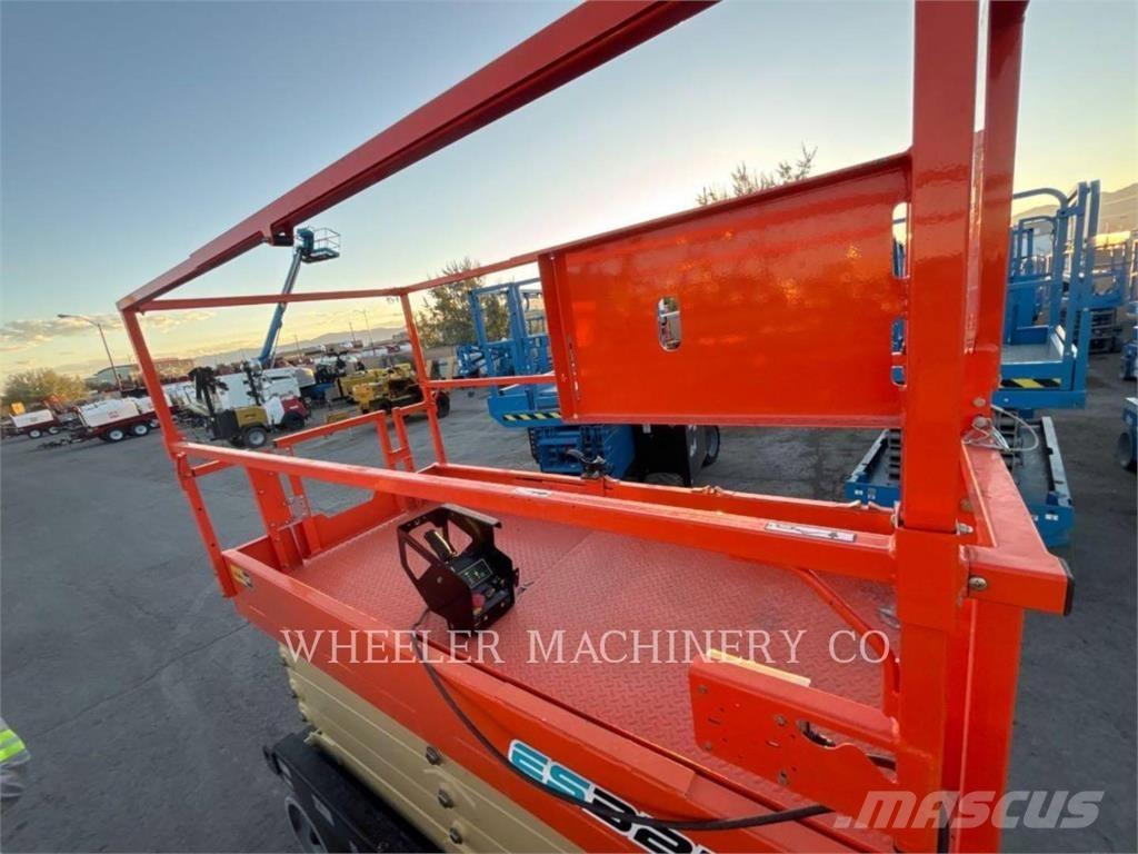 JLG ES3246 Nůžková zvedací plošina