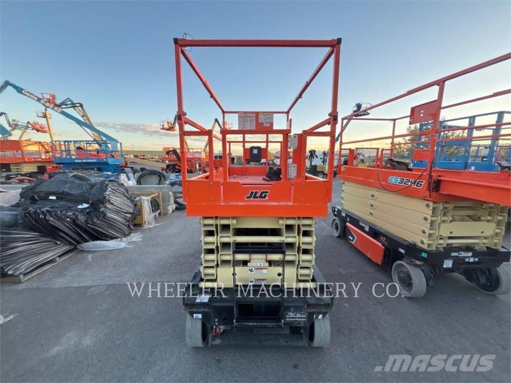 JLG ES3246 Nůžková zvedací plošina