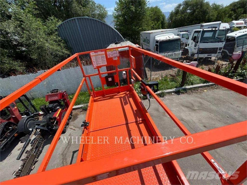 JLG ES3246 Nůžková zvedací plošina