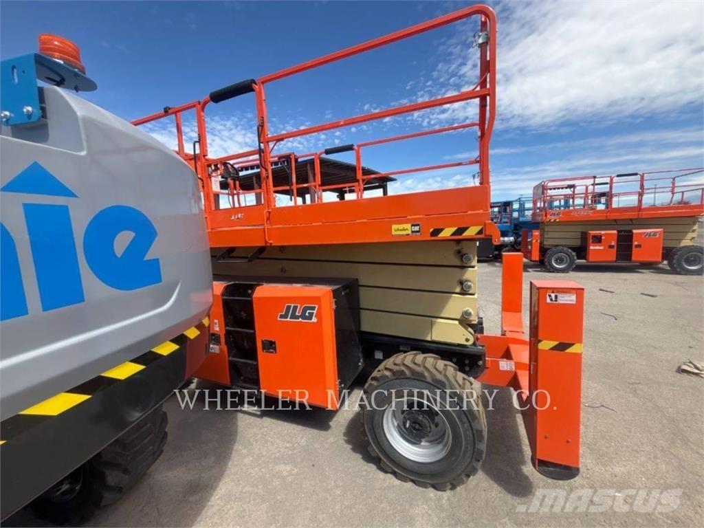 JLG RT4394 Nůžková zvedací plošina