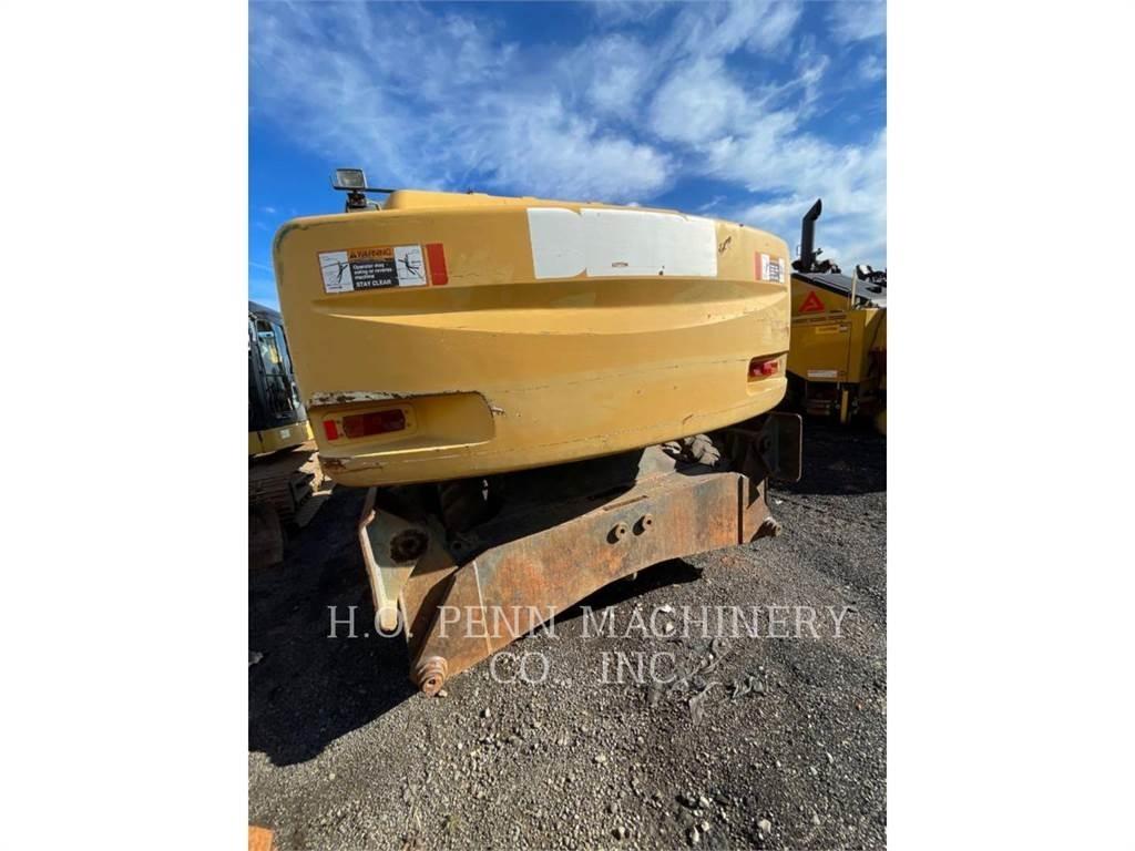 John Deere 180CW Pásová rýpadla