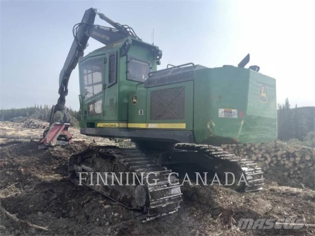 John Deere 2154G Jeřáby/Nakladače