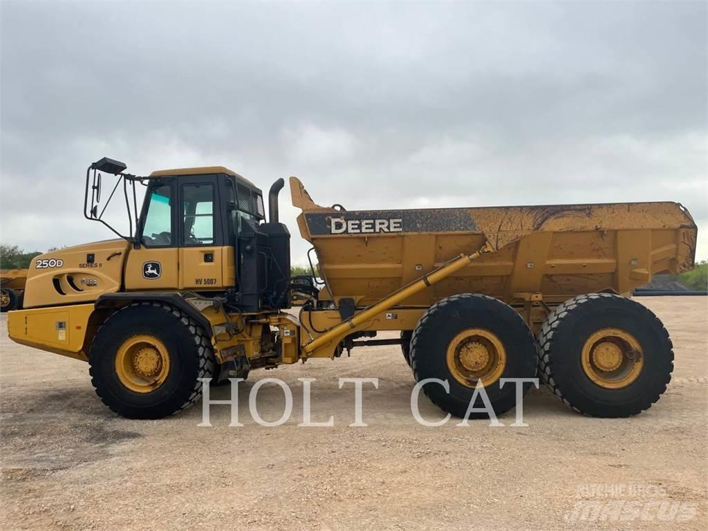 John Deere 250D Kloubové dempry