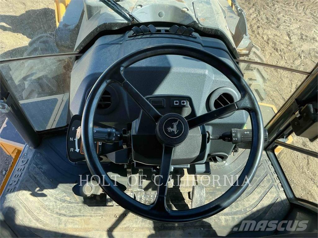 John Deere 310SL HL Rýpadlo-nakladače