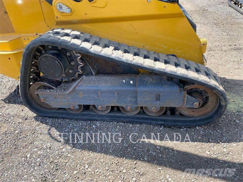 John Deere 325G Pásové nakladače