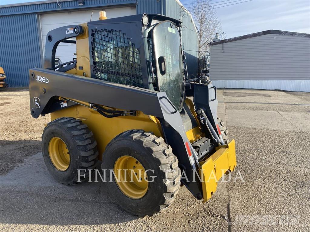 John Deere 326D Smykem řízené nakladače