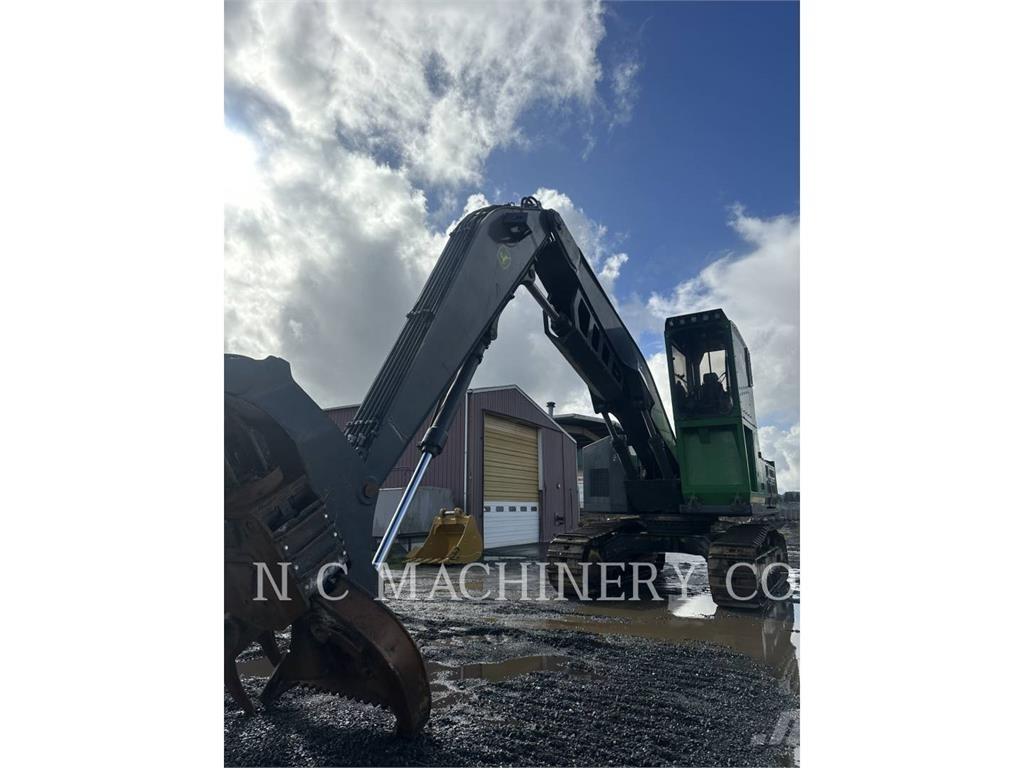John Deere 3756G Lesní traktory