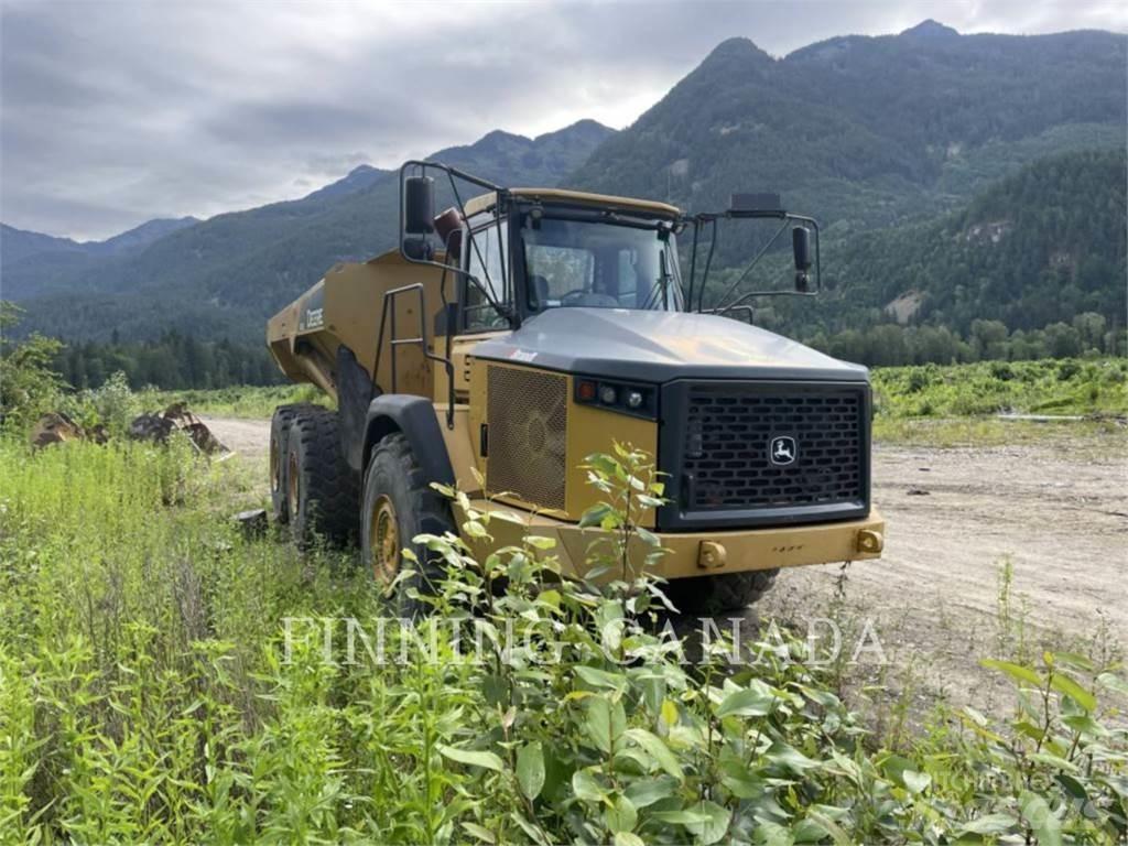 John Deere 410E Kloubové dempry