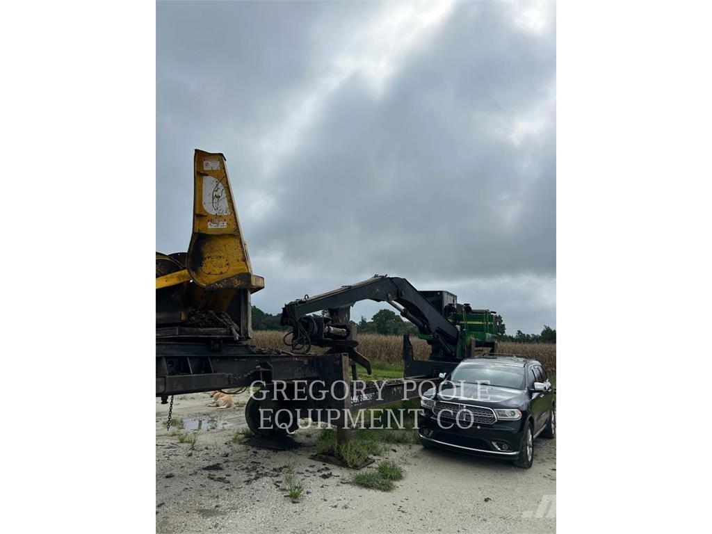 John Deere 437D Lesní nakladače