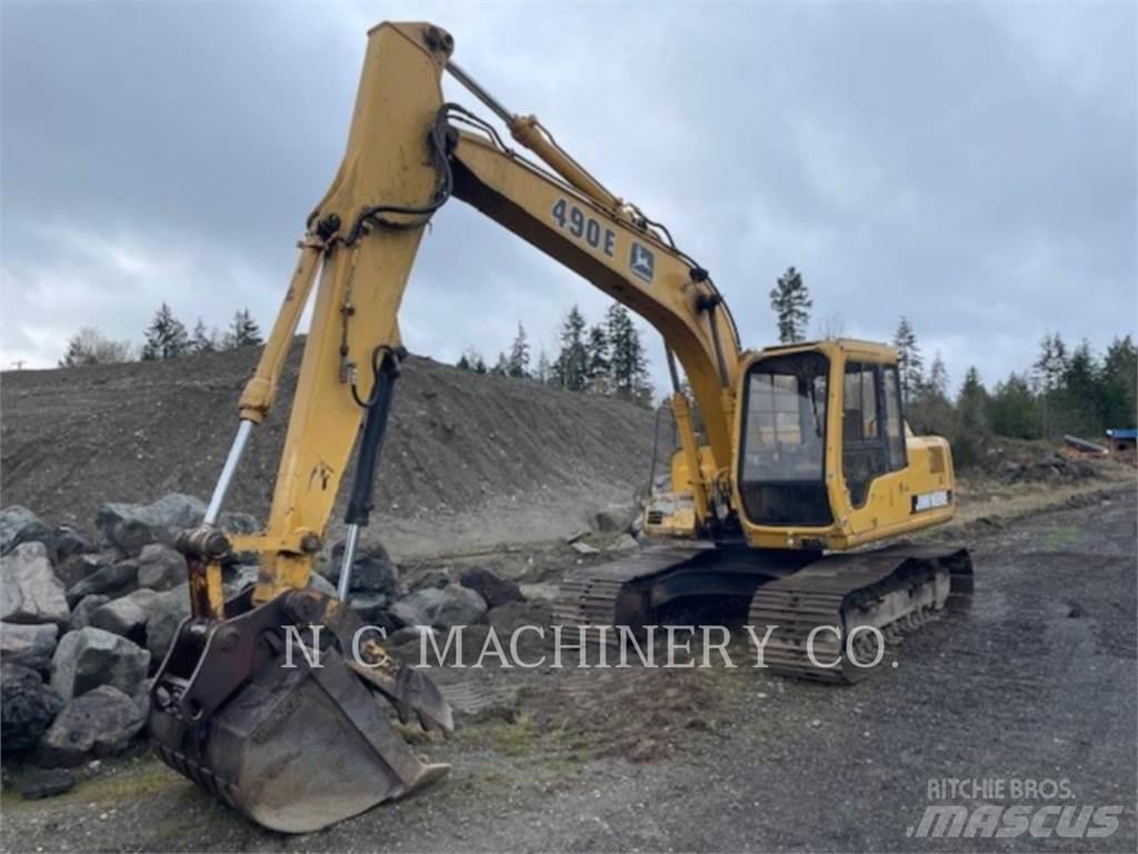 John Deere 490E Pásová rýpadla