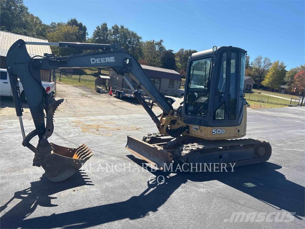 John Deere 50D Pásová rýpadla