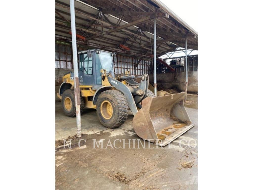 John Deere 544J Kolové nakladače