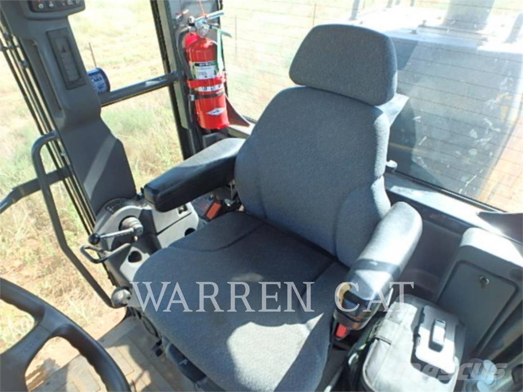 John Deere 670 Grejdry