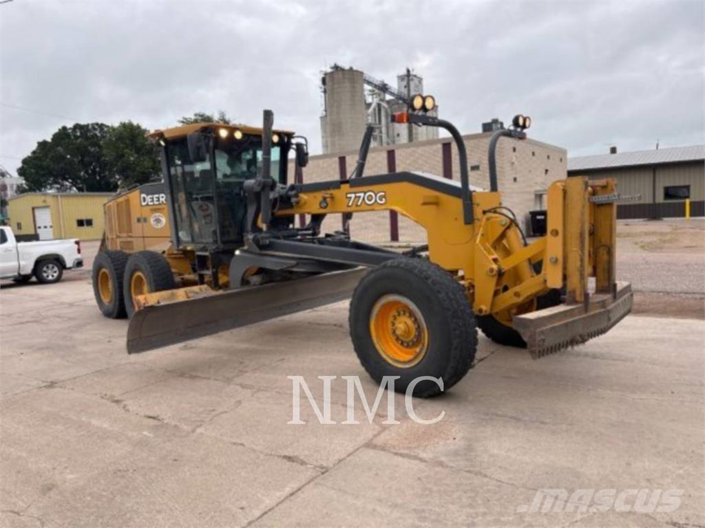 John Deere 770G_JD Grejdry