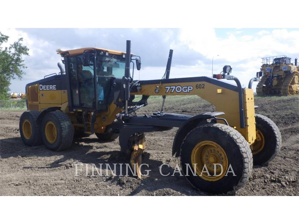 John Deere 770GP Grejdry