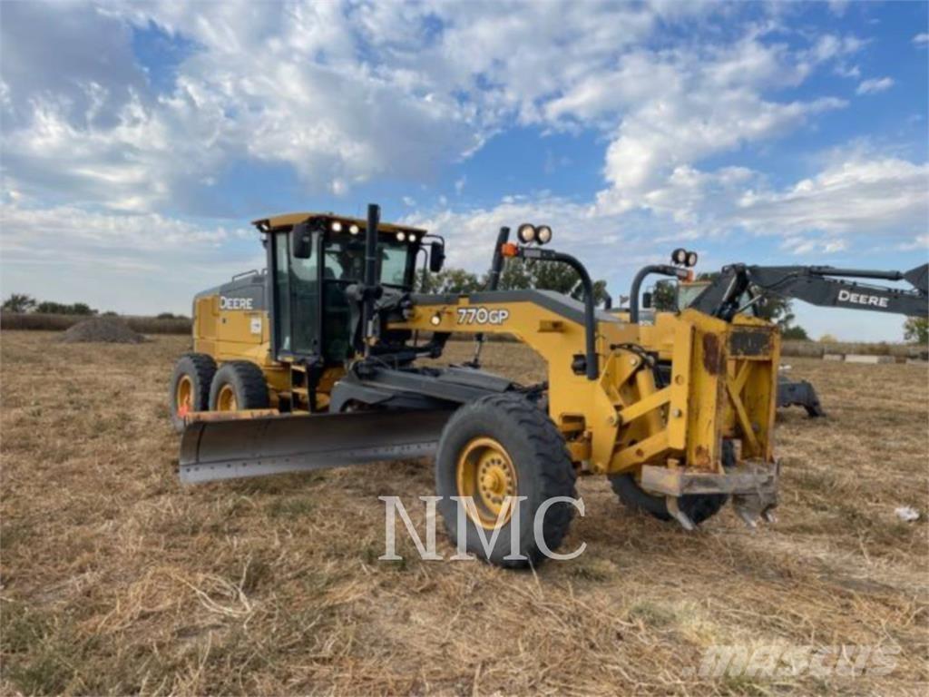 John Deere 770GP_JD Grejdry