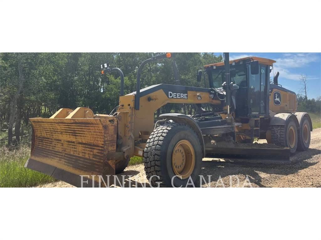 John Deere 772G Grejdry