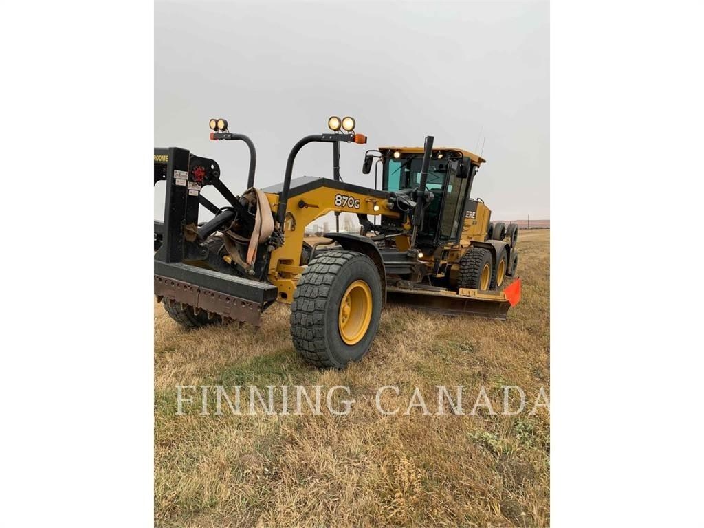 John Deere 870G Grejdry