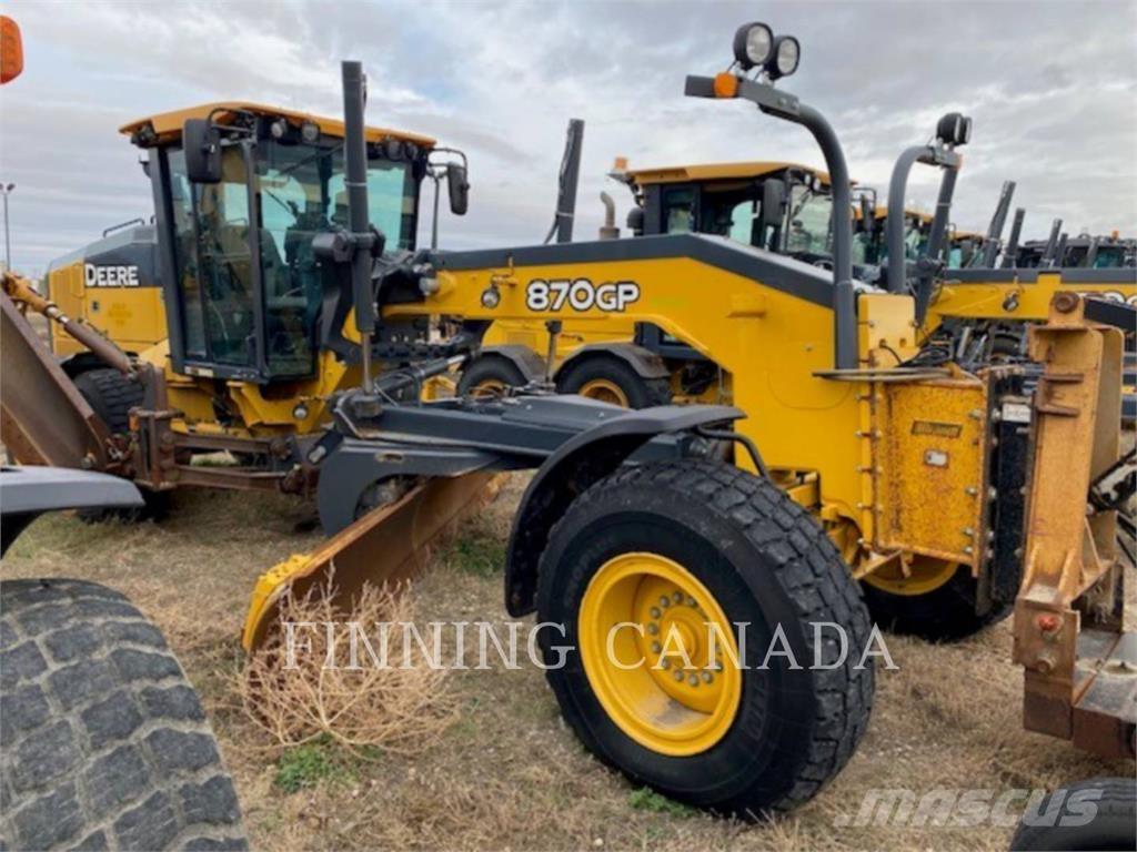 John Deere 870GP Grejdry