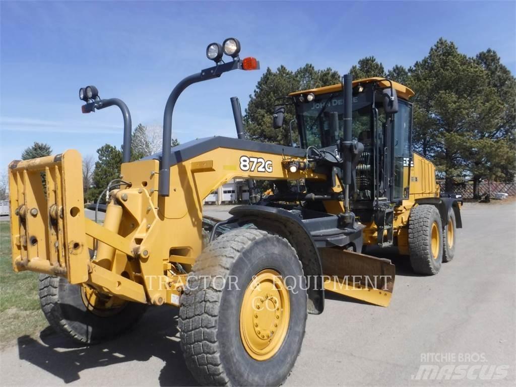 John Deere 872G Grejdry