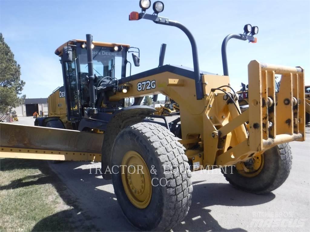 John Deere 872G Grejdry