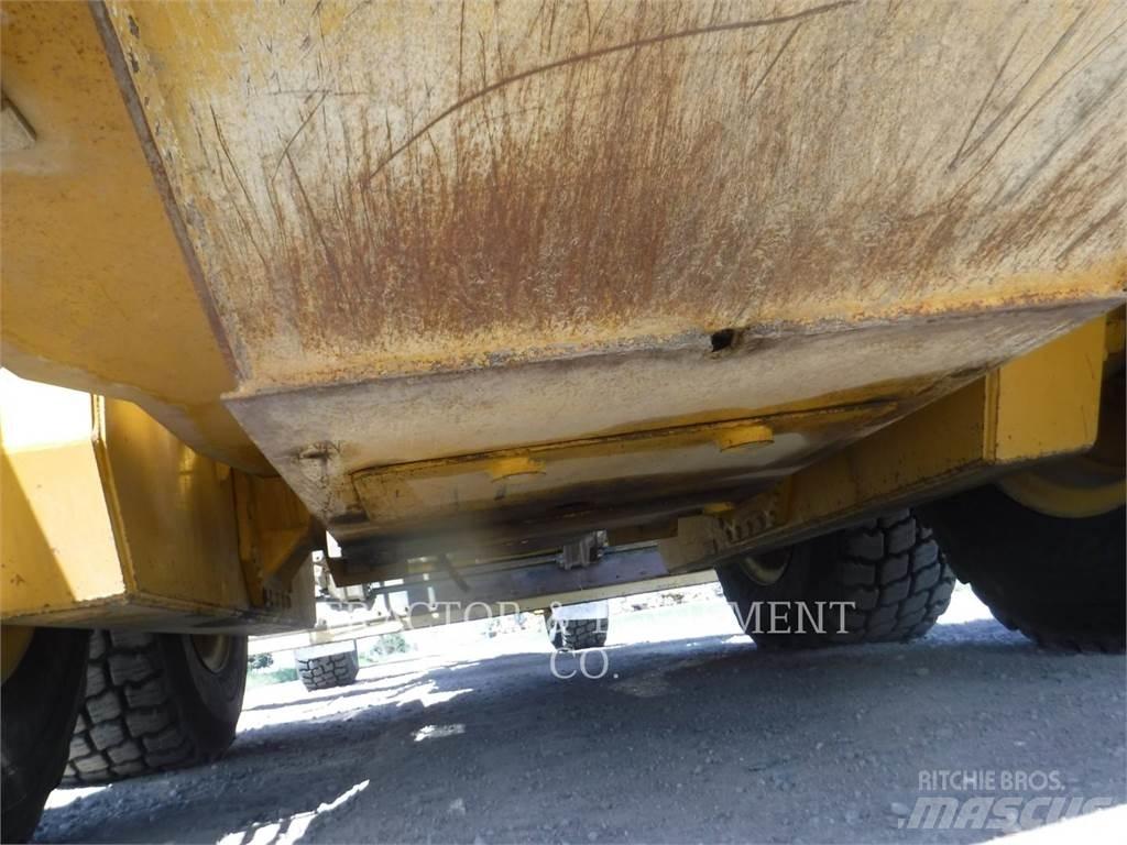 John Deere 872GP Grejdry